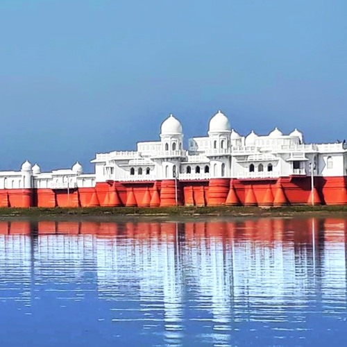 Neer Mahal